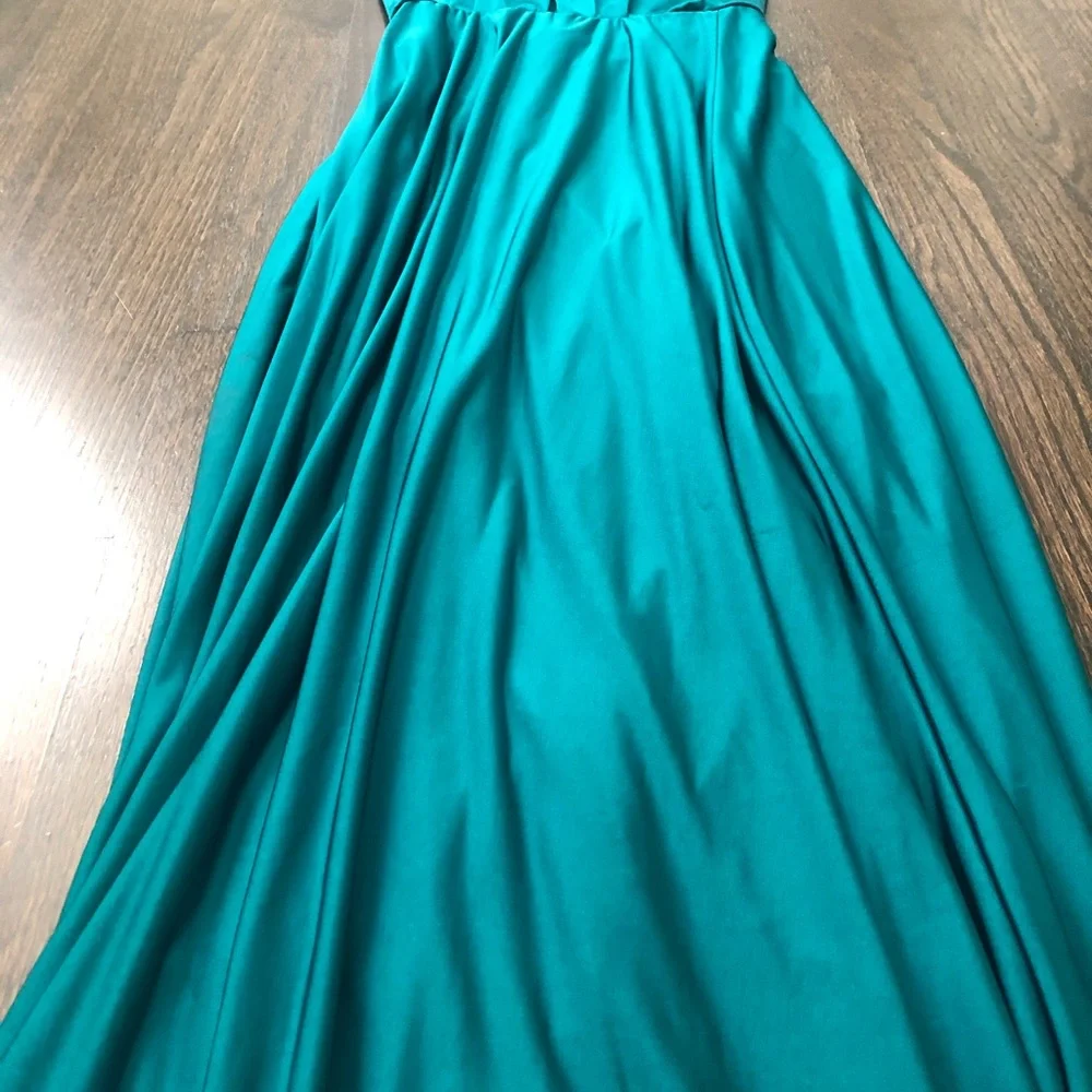 Lulu’s wrap Stunning Convertible Emerald Green Maxi Dress - Picture 9 of 9